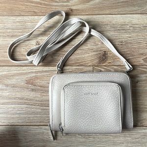 Matt and Nat small cross body bag